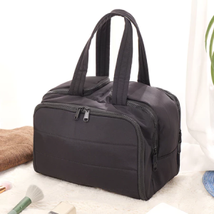 Large Capacity Cosmetic Makeup Bag Toiletry Travel Organizer Lightweight Puffy Makeup Storage Bag Pouch COD
