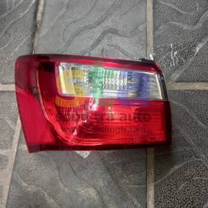 Đèn hậu miếng ngoài Kia Rio 2015 2016. Đèn hậu Rio loại không có led (bóng halogen) hàng oem đẹp