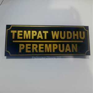 Sign Board Dinding Akrilik Lapis Spon Tempat Whudu Laki-Laki Dan Perempuan