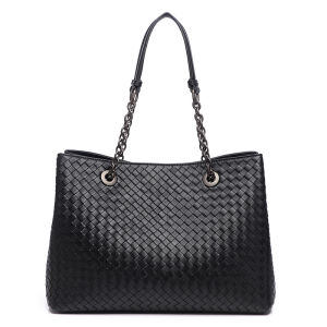 Manufacturer Cross border Trend New Genuine Leather Womens Bag Manufacturer Direct Sales Womens Shoulder Bag Fashion Versatile Woven Womens Bag