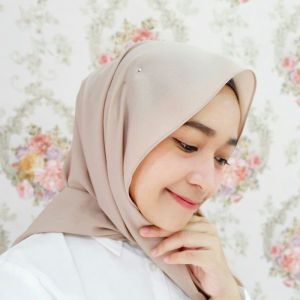 Pashmina Diamond Italino/Pashmina Sabyan/Pashmina Murah Kerudung/hijab Pasmina Polos - Almahira Shop