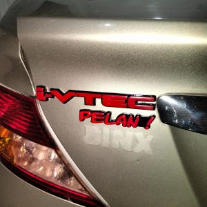 EMBLEM IVTEC EKSTERIOR MOBIL DENGAN VARIASI TIMBUL 3 DIMENSI BAHAN FIBERGLASS