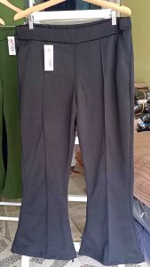 Celana Cutbray Panjang Jumbo Wanita: Nyaman & Tahan Lama