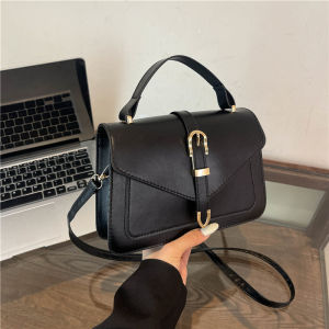 กระเป๋าสะพาย ทรงสี่เหลี่ยม ทันสมัย วินเทจ เข้ากับทุกการแต่งกาย หนังกันน้ำ กระเป๋าผู้หญิง กระเป๋า