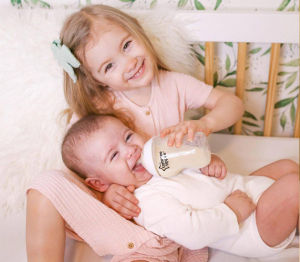 Bình Sữa Ty Siêu Mềm Tự Nhiên Tommee Tippee Natural Start 340ml Núm Ty Của Bình 3-6 Tháng