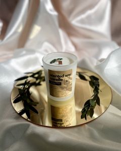 Eucalyptus & Mint Handcrafted Scented Soy Candle | JZ PERFUMERY