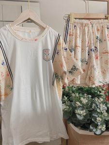 Bộ Nữ Mặc Nhà Form Rộng Họa Tiết Năng Động Phối Màu Xinh 2022