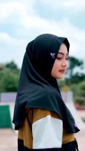 Terbaru Terlaris Jilbab Hijab Kerudung Instan Olahraga Sporty Senam Arrafi AR 704 Simple Premium Adem COD