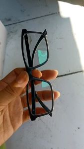 Kacamata Bluecromic Normal & Minus Photocromic: Manfaat & Keunggulan