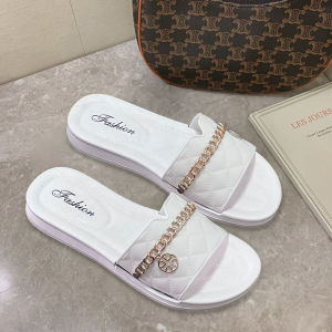 NDDshop พร้อมส่งจากกทม. รองเท้าแตะพื้นนิ่ม รองเท้าแฟชั่นพื้นโซฟา💘 สายคาดประดับโซ่ทอง หรูหราม๊าก มั่นใจได้ทุกลุค🔥