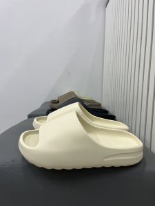 I รองเท้าแตะ รองเท้าลำลอง ใส่ได้ทั้งชายหญิง รุ่น BAN 5 มีสีดำ เขียว ครีม น้ำตาล  มีไซส์ 36-45  ขนาดSize 36-37