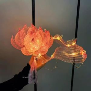 REOPYG Ancient Style Handheld Lotus Lantern DIY Craft Kit Handmade Ribbon Fairy Lotus Lantern Easy-to-Make Colorful Glowing Floating Lotus Light Chinese Style