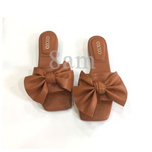 [ส่งเร็วพิเศษ!]8am รองเท้าแตะหญิง รองเท้าแตะแบรนด์ รองเท้าแตะเกาหลี Slippers หนัง Pu แบบสวมใส่สบาย รองเท้าแฟชั่น ส้นสูง2cm SK2039