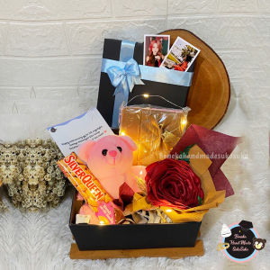 Hampers Ulang Tahun Cewek Kado Valentine Hadiah Pacar Anniversary Istri Lampu LED Spesial