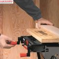 Bàn làm việc gấp gọn 630 x 890 x 130mm BLACK AND DECKER WM301-XJ. 