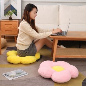 【Comfy Cove】พร้อมส่ง เบาะดอกไม้ น่ารักมาก หมอนตุ๊กตา หมอนโซฟา หลายสีและขนาด