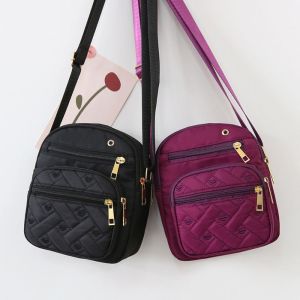 DEGRAD สี่ชั้น กระเป๋าซิปสะพายข้าง ห้าชั้น ไนลอนทำจากไนลอน กระเป๋าสะพายไหล่แบบสั้น วินเทจ สไตล์เกาหลีแบบ กระเป๋าโทรศัพท์ขนาดเล็ก สำหรับผู้หญิง