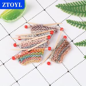 [COD]🔥🔥🔥ZTOYL 1:12 Dollhouse Miniature Simulation Thick Knitted Sweater DIY Decor Accessories