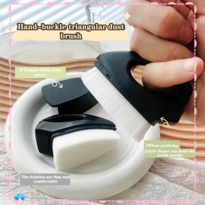 🔥【Flash Sale】🔥 Professionals Nails Art Dust Brush Triangular With Cover Finger Buckle Brush Dust Cleaning Make Up Brush Manicure Tools