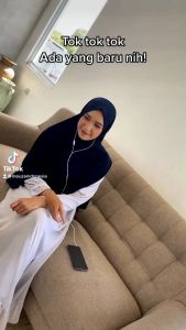 Bergo Bandana Fatima Jersey Premium Aneka Warna by Dinii Fitriyah Owner Mouza Indonesia