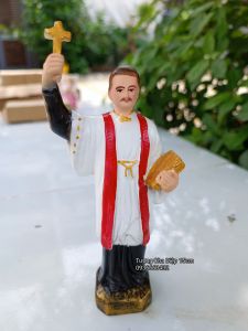 Tượng Cha Diệp 15cm tượng công giáo chất liệu composite bền đẹp đổ khuôn đặc chắc chắn áo trắng khăn đỏ