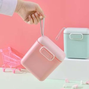 Large 400g Baby Milk Powder Box Airtight Storage Portable Container Tank Food Storage with Powder Spoon