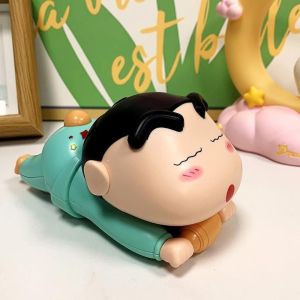 STKE อินเตอร์แอคทีฟ เครยอนชินจังของเล่นไฟฟ้า Dynamic Shin-Life Series คิว-สไตล์ ของเล่นคลานไฟฟ้า ตกแต่งเดสก์ท็อป ตลกๆ โมเดลหุ่นจำลองชินจัง เด็กๆเด็กๆ