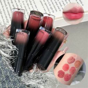 HERORANGE Matte Lip Glaze 6สีถือแต่งหน้าและพัฒนาสีความอิ่มตัวต่ำสีธรรมชาติและความปรารถนาบริสุทธิ์ที่จะชุ่มชื้นผู้หญิงลิปกลอส
