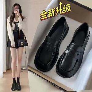 [Free Shipping] 35-43 Large Size Womens Shoes 41 Black Leather Shoes Womens Summer and Autumn New Retro Flat Loafers 42