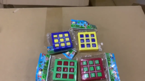 16pcs Tic Tacs Toe Keychain Collection for Party Gifts and Prizes Plastic Keyring Ornament Colorful Backpack Charm