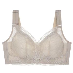 ชุดชั้นในคัพลูกไม้ระบายน้ำบางและมีสไตล์ เสื้อชั้นในกีฬาใหญ่โชว์หน้าอกเล็ก