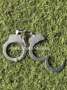 Handcuff Borgol Satpam