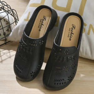 Free Shipping Summer Mom Shoes Fashionable Closed-Toe Shoes For Women With A Hollowed-Out PVC Soft Sole Easy To Slip On Suitable For Outdoor Wear Non-Slip And Versatile For Indoor Use
