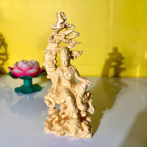 Tượng Phật Quan Âm bằng gỗ Hoàng Dương cao 17cm - T0402
