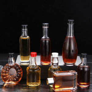 🔥FJS🔥 ขวดไวน์แก้วเปล่า1ชิ้น50มล. พร้อมฝาปิดขวดเครื่องดื่มที่ใช้ซ้ำได้ขวดเครื่องดื่มแอลกอฮอล์แบบรั่วสำหรับงานแต่งงาน