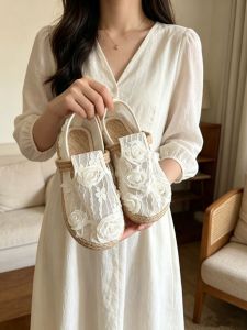 [Free Shipping] Lace Floral Flat Sandals For Women Summer Outdoor Wear Closed-Toe Linen Sole Breathable Hollowed-Out Ethnic Style Fisherman Shoes
