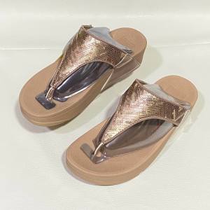 พร้อมส่งทุกคู่ รองเท้าแตะ fitflop รองเท้าแตะผู้หญิงแบบ แบบใหม่สินค้า ขายดี ไซศ์ 36—-40