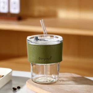 Cốc thủy tinh Gorgous có nắp ống hút và bao da đi kèm 400ml có 5màu-HAUSE