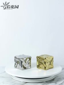 xpkQ Ceramic Handicraft Geometric Square Irregular Fold Pattern Ice Block Gold Ceramic Ornament Decorative Figurines Home Decoration 5B8Q6