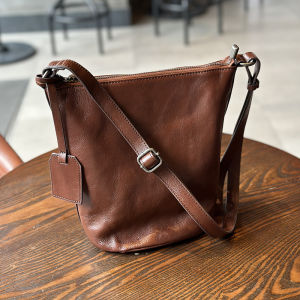 BeeGreen Women 100% Soft Genuine Leather Shoulder Bag Fashion Small Bucket Bag High Quality Minimalist Commuter Bag Casual Sling Bag
