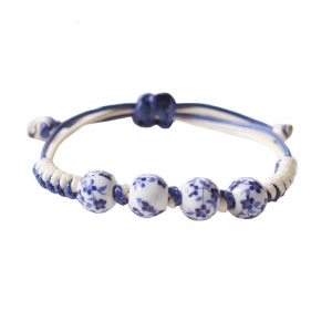 Unique Ceramic Bead Bracelet Combining Artistics and Elegant Styles Suitable for Those Who Appreciate Eastern Culture