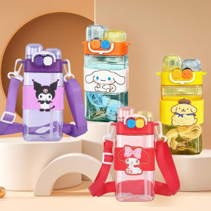 B.LIVEM ⚡การจัดส่ง 2-3 วัน⚡580mlถ้วยฟางพลาสติก คู่ spout ขวดน้ำน่ารักการ์ตูน ถ้วยน้ำนักเรียนและเด็ก ขวดดื่มป้องกันการตกขนาดใหญ่sanrio💥ซื้อ 1 รับ 1💥