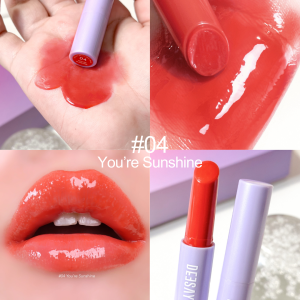 Deesay ลิปบํารุงริมฝีปาก สีชัด สัมผัสเบาบาง ไม่เหนอะหนะ 1.8g มี SPF15 Wettytwist