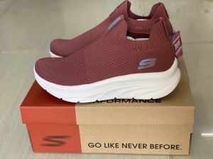 Skecher dệt kim đế cao - kiểu dáng sporty khỏe khoắn cho nữ hàng Việt Nam  - PB165
