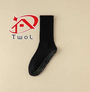 TWOL SHOP Stock no.283,1pair Yoga Socks Womens Mid-Tube Socks Fitness Dance Pilates Professional Non-Slip Sports Women