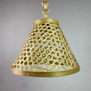 Kap Lampu Gantung Bambu Lampu Dekorasi Model Kerucut Kerajinan Anyaman Bambu B.CRAFTJOGJA