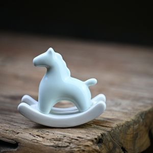 TƯỢNG NGỰA  TRANG TRÍ BẬP BÊNH NHONGNHONG