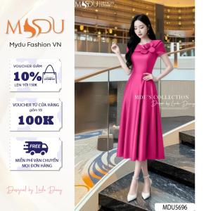 Váy Thiết Kế MDU5696 Chất Liệu Lụa Twist Satin Với Hoa Vải Đính Vai Duyên Dáng Từ MDU
