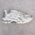 HajimeSorayama element JJJJOUND X GEL KAYANO 14 joint sports running shoes for men and women are black, silver and white.. 