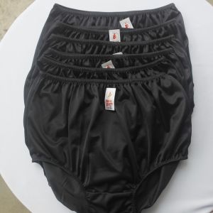 กางเกงในคนอ้วนตัวใหญ่ แบบเต็มตัว กางเกงในคนแก่ คุณยาย สีดำ  แพ็ค6ตัว ผ้าไนล่อน ราคาโรงงาน เอว 40-50 นิ้ว Beige Nylon Underwear Granny Panties Big Size